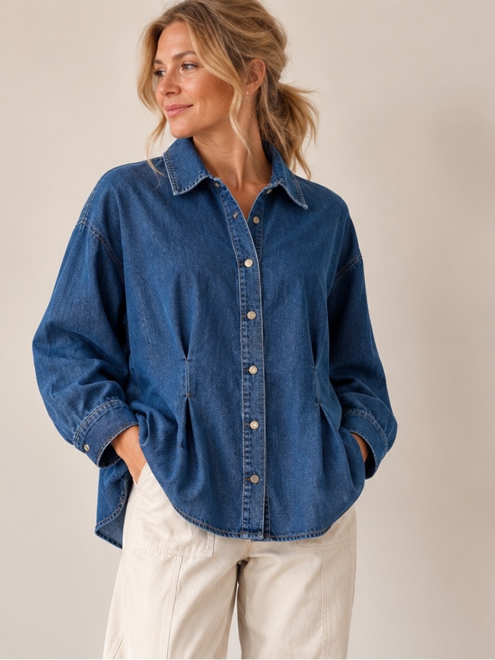 NWT - Jane & Delancey Denim Shacket w Pearl Enameled Snap Buttons.